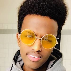 Meet your Posher, Moktar